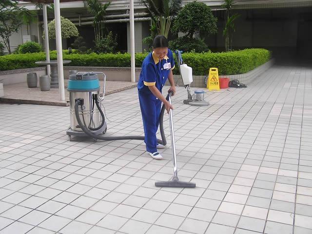 深圳专业保洁服务 开荒保洁与家庭保洁的收费透明之道